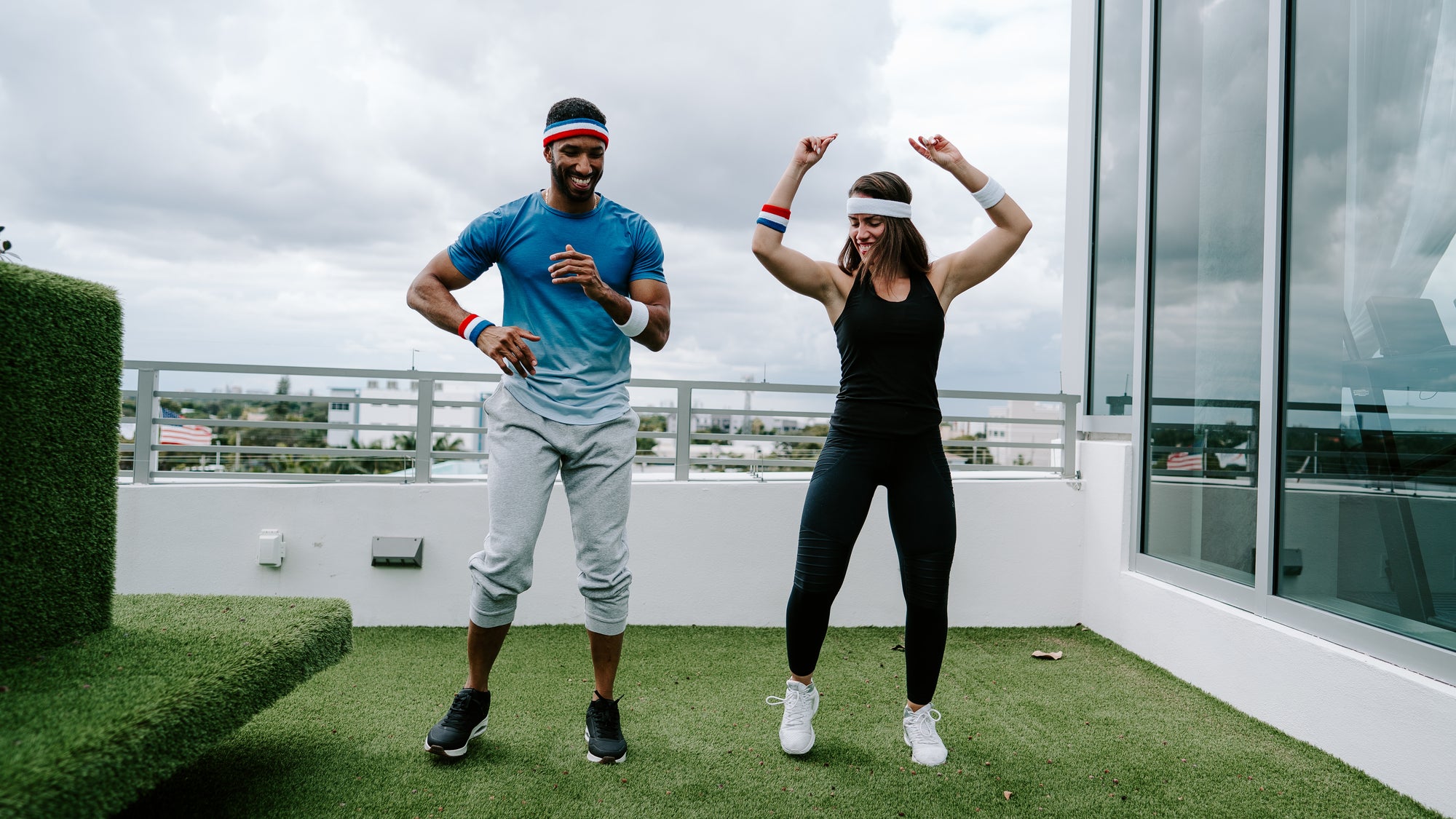 Couple dancing with Suddora Sweatbands